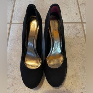 Tahri Sophia platform pump